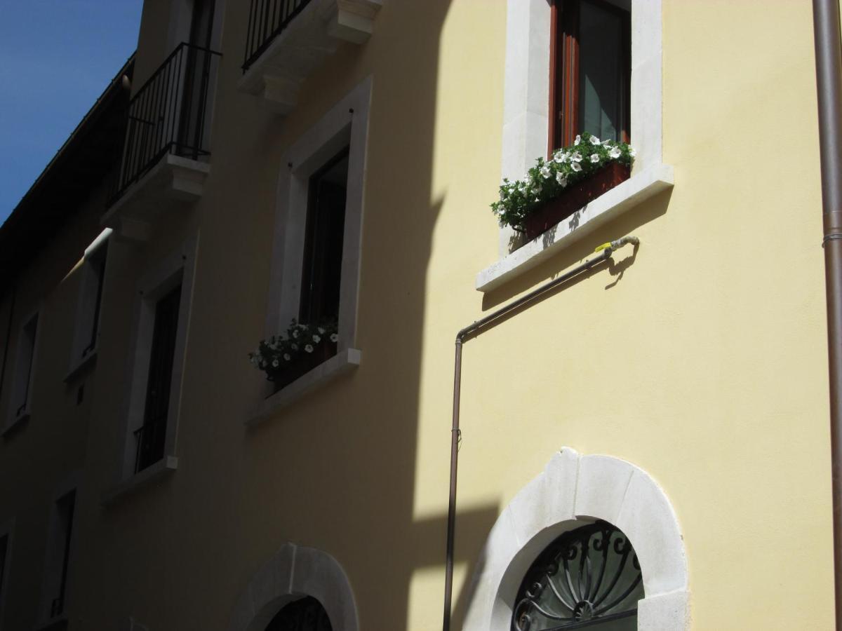 B&B Regina Margherita LʼAquila Exterior foto